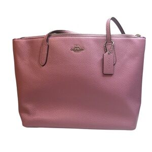 Large Coach Light Purple Leather Shoulder Bag/Tote with zip top